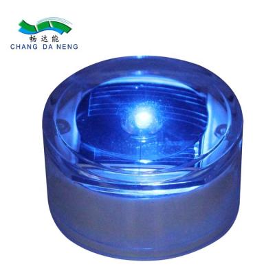 China Garden Sale 50000pcs Per Month Small Plastic Flicker Led Solar Lights for sale