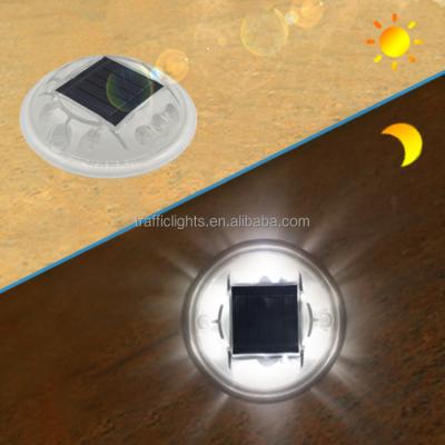 China 360 Degree Road Plastic Flashing Intelligent Plastic Solar PC Stud for sale