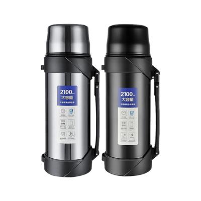 China 2500ml Large Capacity Water Bottles Stainless Steel Vacuum Thermos Bottle Viable Flasks For Water Bottle With Lid Teapot for sale