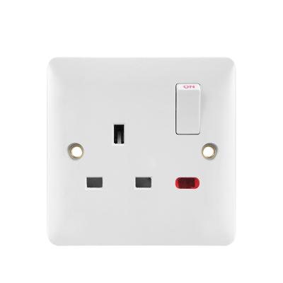 China 13A single switched socket with 250V neon built in wall socket 13A single switched socket with 250V neon built in wall socket for sale