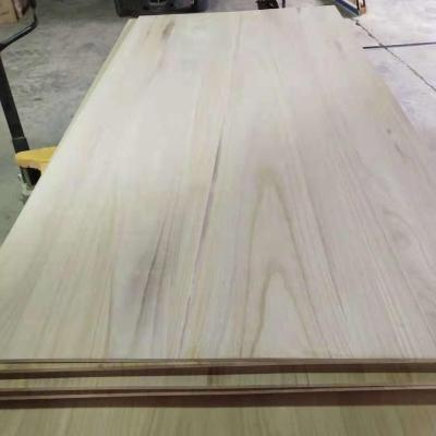 China 1220*2440mm good quality traditional paulownia timber for sale