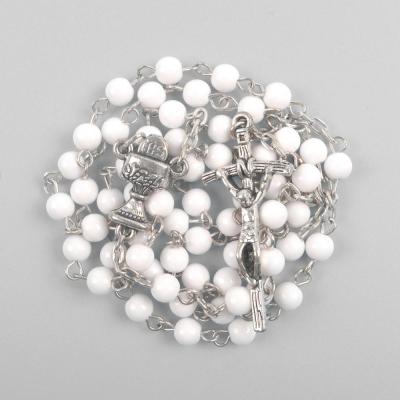 China Factory Wholesale 6mm Religious White Acrylic Beads First Communion Cheap Rosary Chain Necklace for sale