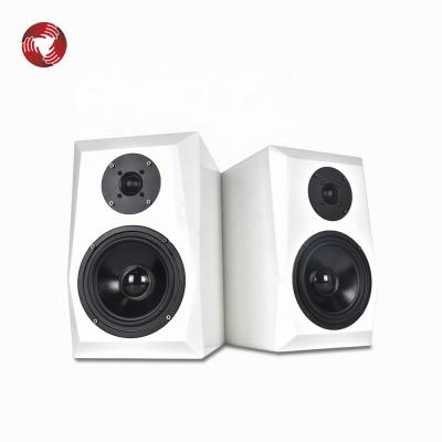 China Home-Use Active Bookshelf Speaker For Home Audio 150W 6.5 Inch Bass Bookshelf Speaker for sale