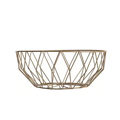 China Geometry Sustainable Countertop Fruit Basket Mesh Metal Bowl Kitchen Storage Wire Vegetable Fruit Basket for sale