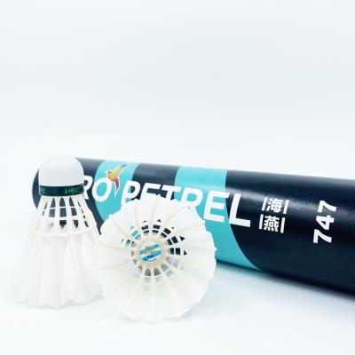 China Original Professional Trainning 3in1 Manufacturer PU Cork Badminton Shuttlecock With High Stability Longevity Pro Petrel 747 for sale