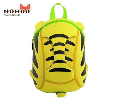 China La mochila de la guardería de los muchachos de la prueba del polvo, carácter de los niños hace excursionismo NH018 en venta