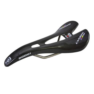 China Motion Factory Wholesale DODICI Hollowed Out Glossy Fiber Bicycle Carbon 3K Cycling Seat Saddle for sale