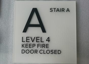 China Square ADA Compliant Signs Interior Braille / Tactile Signage Long Lifespan for sale