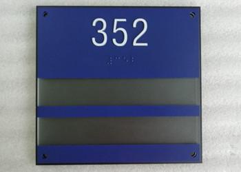 China Customized ADA Room Signs Straight Edges Round Grade II Braille Long Lifespan for sale