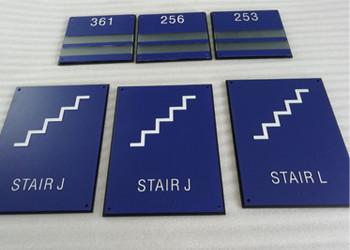 China Thermoforming ADA Stair Signs Round Grade II Braille 1/32