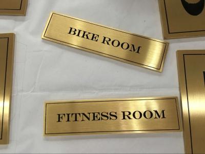 China Brushed Finish Stainless Steel Signage 3/6mm Etched Metal Plaques With Custom Text for sale