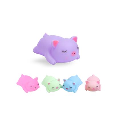 China Wholesale Plastic Bath Toy Pvc Baby Toy Bb Called Bath Toy 4 Pcs Cute Colorful Pigs Squeak Toy for sale