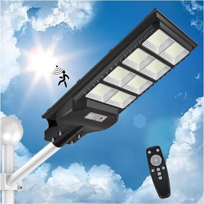 China Farola 100W 200W 300W 500W 1000W ROAD System Price Commercial Solar Street Light Outdoor Waterproof Led Solar Street Light for sale