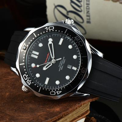 China Day/Date Top Men's Quartz Watch Sports Casual Watch 30m Waterproof Clock Orologioda uomo 2021 New for sale