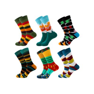 China Wholesale New Novelty Calfskin Socks Men Cotton Rhombus Stripes Socks Antibacterial Happy Waves Socks for sale