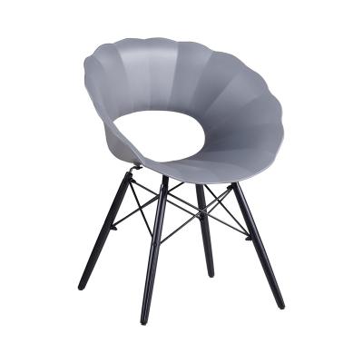 China Modern Modern Entrance/Luxury Indoor Outdoor Leisure/Dining Chair Curve Backrest Plastic Seat And Wooden Chair Cheap Plastic Chair for sale