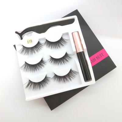 China Natural Long Magnetic Eyelashes Eyeliner and Eyelash Magnetic Kit for sale