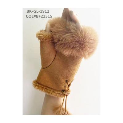 China Low Everyday Life Price Guaranteed Quality Tan Faux Fur Fingerless Gloves For Winter for sale