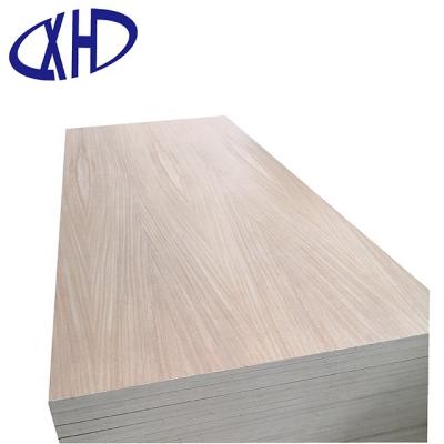 China MDF Moisture Proof Natural Veneered Good Price PAROTA Veneered MDF Board 15mm/wholesale MDF Wood For Mexico for sale