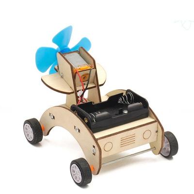 China Wooden Children's DIY Handmade Wind Trolley Car Material Aerodynamic Toy for sale