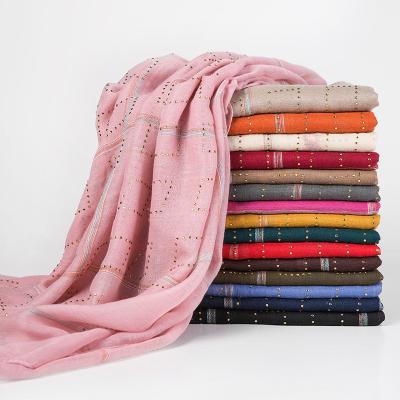 China High Quality Solid Color Faux Stone Hijabs Women Chiffon Shawls Cotton Scarf Cotton And Hijabs With Tassels for sale