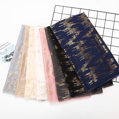 China Customized Retro Nation Fashion Arab Muslim Women Hijab Geometric Glitter Tan Cotton Multi-colors Hijab Canvas Scarf for sale