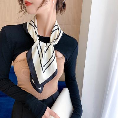 China Custom Classic High Quality Silk Black Square Scarf Women Twill Print White Geometric Square Scarf for sale