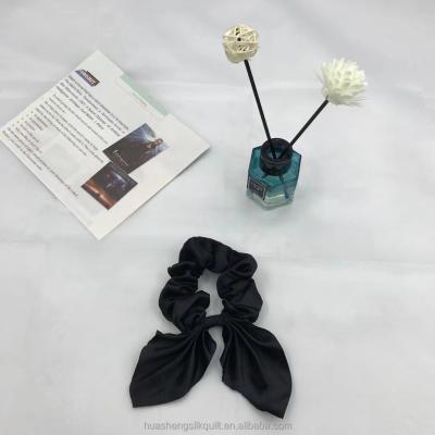 China Luxury Silk Hair Scrunchies Fashion 6A Silk Hair Scrunchies 22MM 100% Hair Rubber Bands for sale