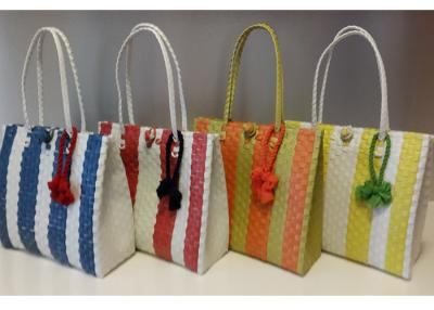 China Summer Woven Beach Bag Colorful PP Shopping Bag Strap Straw Tote Bag for sale