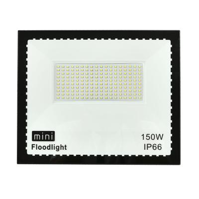 China Good Price High Power IP Rating IP65 IP66 50W 100W 200W 300W 400W 600W 1600Lm Desktop LED Floodlights Football LED Sports Stadium Light for sale