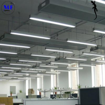 China 120cm 40W LED Tri-Proof Linear Light 3000K 180lm/W with IP54 Rating for Warehouse, Subway, Workshop for sale