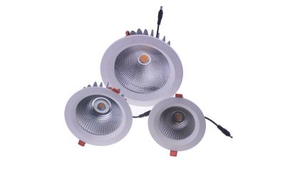 China IP65 Waterproof a tampa de vidro clara conduzida branca morna exterior de Downlights 22W Downlights à venda