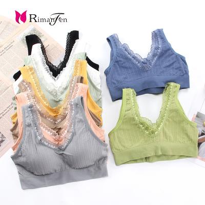 China QUICK DRY Yoga Bra Wire Free Ladies Bra Ribbed V-Neck Removable Padded Back Vest for sale