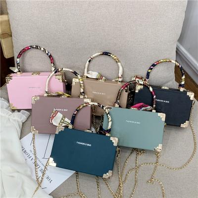 China 2020 Fashion Hot Selling PU Cross - Body Scarves Decoration Silk Purses and Handbags Wholesale Bags for Ladies for sale