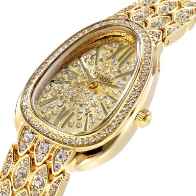 China European Hot Selling Day/Date 8472 Women Iced Out Watch New Style Snake Shaped Crystal Watches Luxury Unique Women's Watch for sale