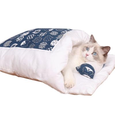 China The included Japanese-style viable cat sleeping bag can be removed and washed in the warm winter pet bed for sale