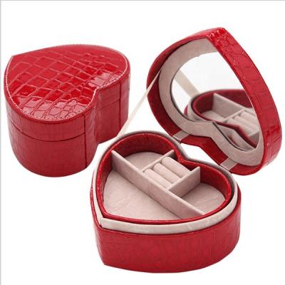 China Artificial Heart Shaped Jewelry Box Rings Earrings Organizer Makeup Case Jewelry Storage Box for sale