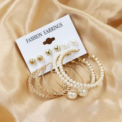 China Fashionable hot cheap stud 6 styles mixed pearl circle earrings small heart stud earrings 6 shape jewelry for sale