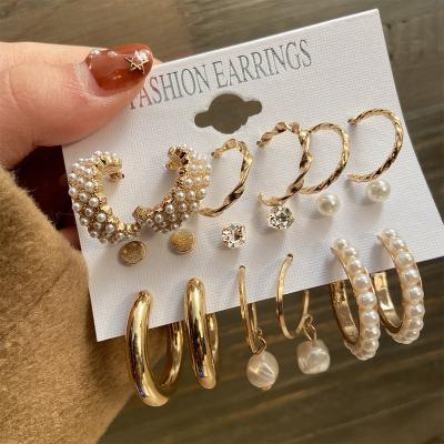 China New Coming CLASSIC 9 Pair Earring Set For Women Jewelry Girls Vintage Gold Hook Pearl Earring for sale