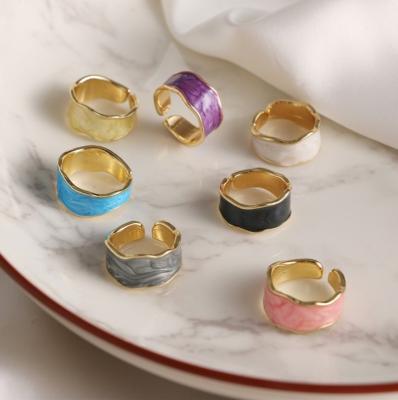 China CLASSIC Fashion Men and Women Geometry Ring Gold Alloy Enamel Irregular Smart Rings for sale