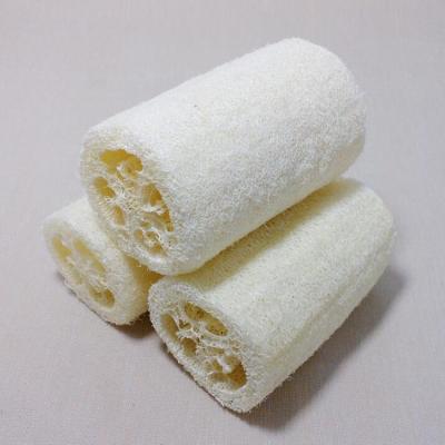 China Hot Selling Natural Body Loofah Bath Scrub Raw Loofah for sale