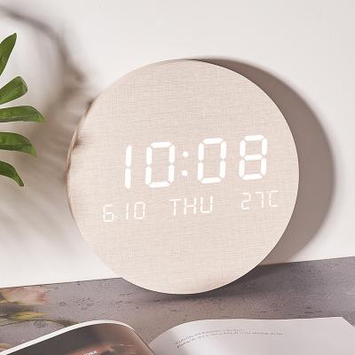 China Battery Operated Calendars Wall Clock Quality Wooden Round Decorative Quartz Plug In Modern Wall Clocks for sale