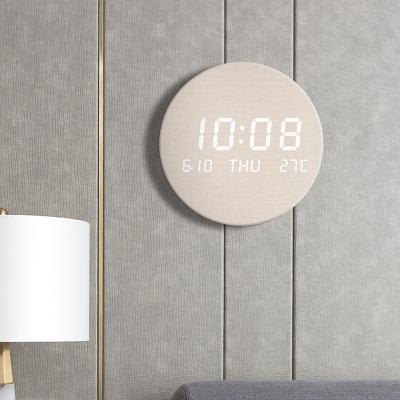 China Home Decor Digital Wall Clocks Large Wall Clock Calendars Living Room Kitchen Nordic Wooden Silent Modern Wall Clock for sale