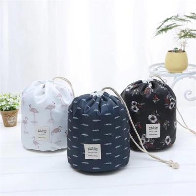 China AILU Fashion Portable Toiletry Organizer Wash Bag Women Travel Toiletry Bag Travel Makeup Bag Drawstring With Logo Customized for sale