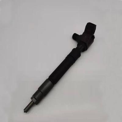 China diesel fuel common rail injector 23670-0E020 for densso toyotai hilux PICKUP for sale