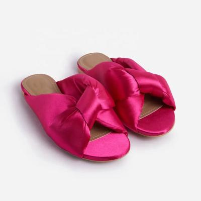 China NSF019 Fashion Trend 2021 Retail Fashion Ladies Pink Women Flats Handmade Knotted Satin Slider Sandals for sale