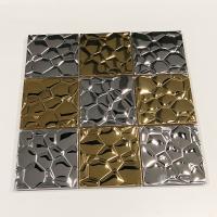 China Tejas de mosaico de metal de 48mmx48mm 304 de doble color espejo estampado mosaico de acero inoxidable en venta