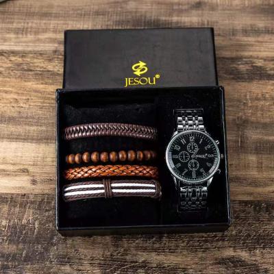 China Auto Date Casual Watches For Men Luxury Wrist Fits Perfect Charm Bracelets Watches Slim For Unique Watch Boxes Gift Packing Box for sale