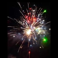 China Chinesische Pyrotechnik 118 Schüsse Verbraucherkuchen Feuerwerk Weihnachten Neujahrsfeuerwerk zu verkaufen