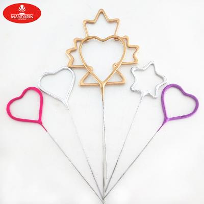 China elektrische Wunderkerzen 225mm Feuerwerks-Wunderkerze-Morgen-Glory Star Heart Shaped Indoors zu verkaufen